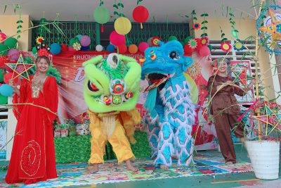 Vui tết trung thu cho các bé ở Trường mầm non Nghĩa Trung.