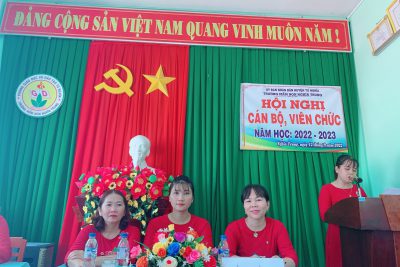 Sáng nay (17/9/2022), Trường Mầm non Nghĩa Trung đã tổ chức Hội nghị cán bộ, viên chức năm học 2022-2023 nhằm phát huy quyền làm chủ, năng lực sáng tạo của đội ngũ cán bộ, giáo viên, nhân viên trong nhà trường, thực hiện tốt nhiệm vụ năm học mới.