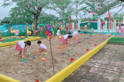 GIỜ CHƠI HOẠT ĐỘNG NGOÀI TRỜI