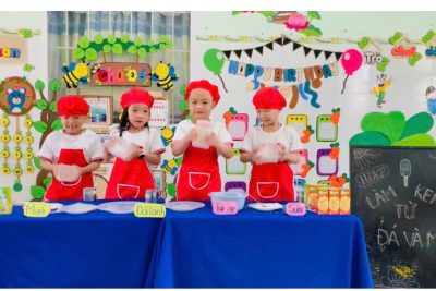 HOẠT ĐỘNG TRẢI NGHIỆM CÁC BÉ KHỐI LÁ